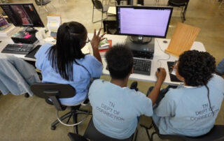 Inmates learn to code