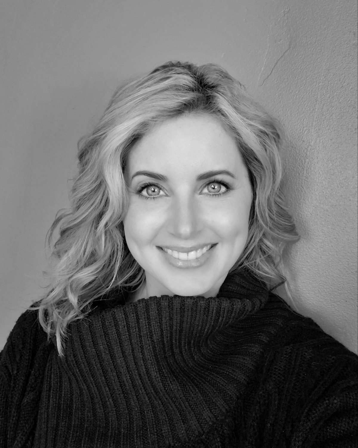 Michele Dixon Headshot.jpg Meet Redhead Marketing & PR